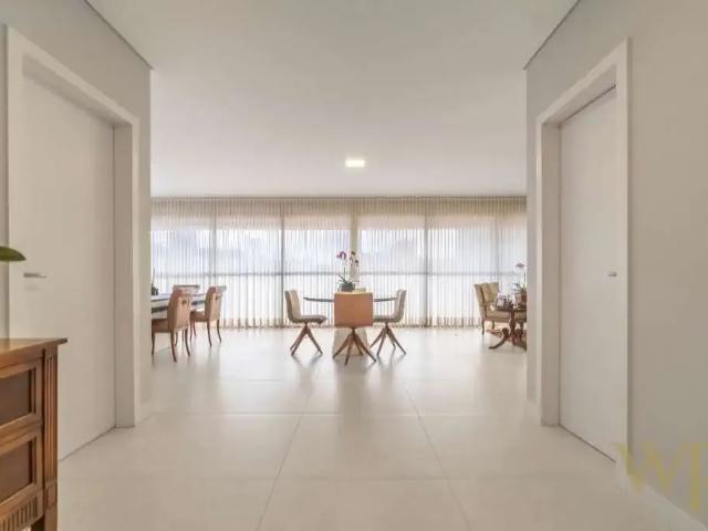 Apartamento para Venda em Joinville/SC Atiradores 4 Quartos