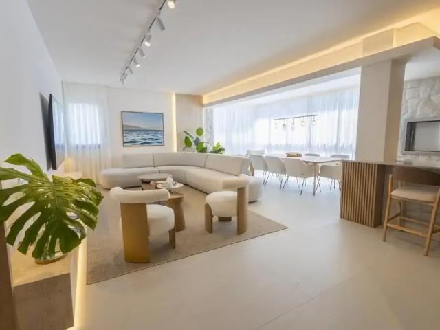 Apartamento para Venda em Joinville/SC América 4 Quartos