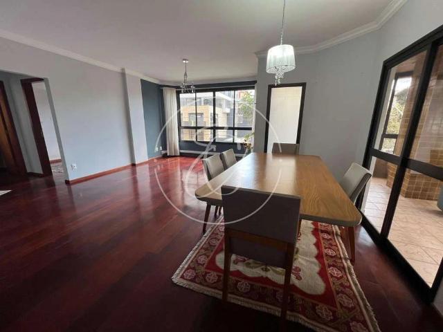 Apartamento para Venda em Joinville/SC Centro 3 Quartos