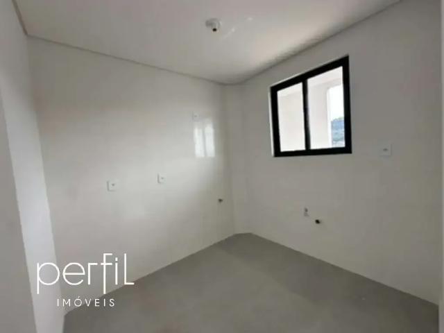 Apartamento para Venda em Joinville/SC Iririú 3 Quartos