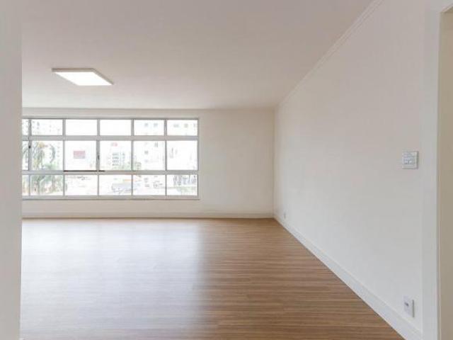 Apartamento para venda em Lapa com 3 quartos, sendo 1 suíte, 200m²