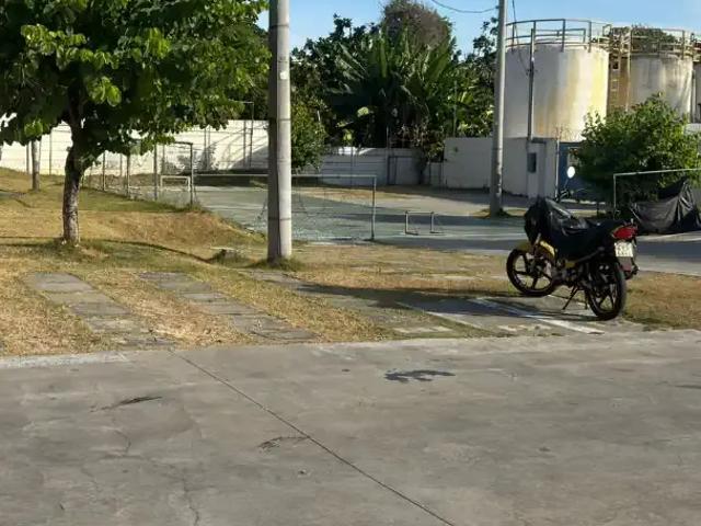 Apartamento para Venda em Lauro de Freitas/BA Atlântico Norte 2 Quartos