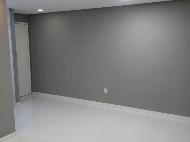 Apartamento para Venda em Lauro de Freitas/BA Buraquinho 2 Quartos