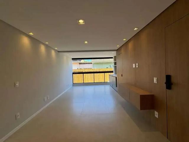 Apartamento para Venda em Lauro de Freitas/BA Buraquinho 2 Quartos