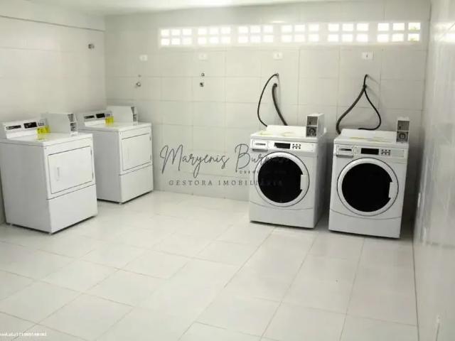 Apartamento para Venda em Lauro de Freitas/BA Buraquinho 2 Quartos