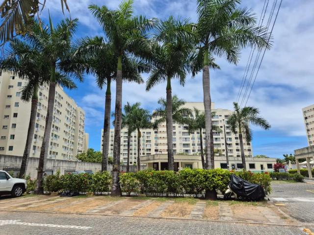 Apartamento para Venda em Lauro de Freitas/BA Buraquinho 2 Quartos