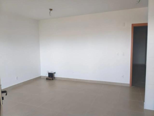 Apartamento para Venda em Lauro de Freitas/BA Buraquinho 2 Quartos
