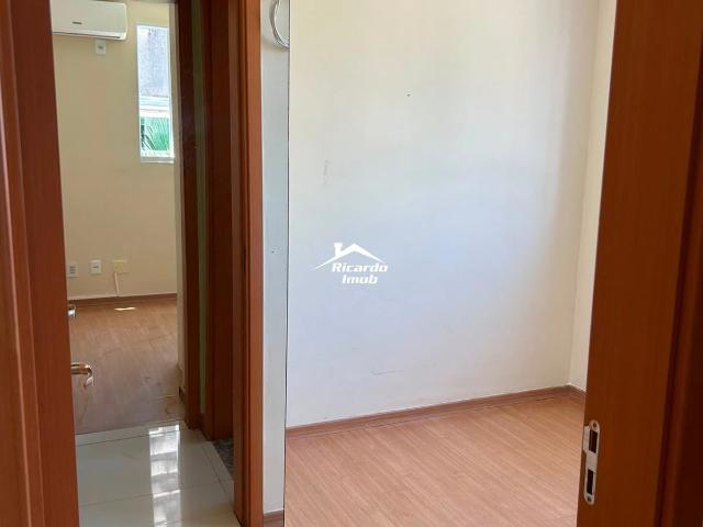 Apartamento para Venda em Lauro de Freitas/BA Buraquinho 2 Quartos
