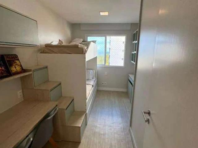 Apartamento para Venda em Lauro de Freitas/BA Buraquinho 3 Quartos