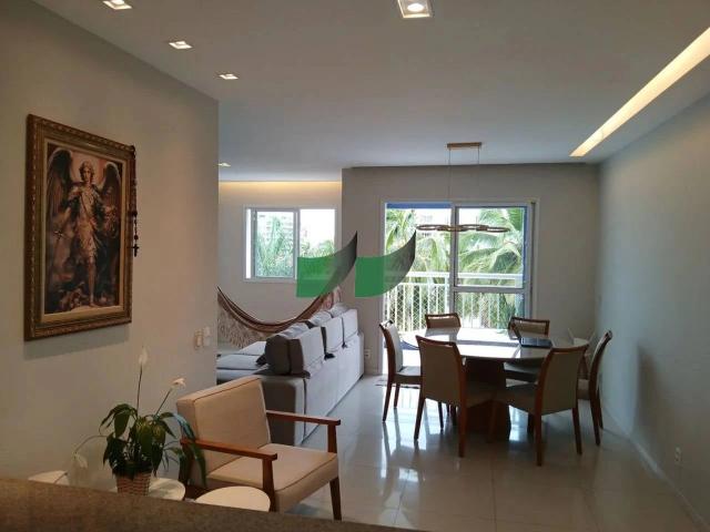 Apartamento para Venda em Lauro de Freitas/BA Buraquinho 3 Quartos
