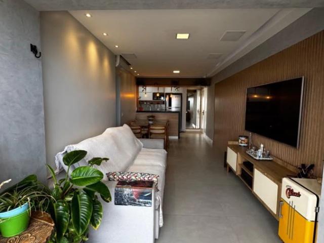 Apartamento para Venda em Lauro de Freitas/BA Buraquinho 3 Quartos