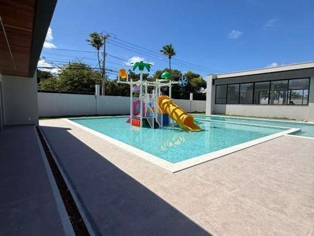 Apartamento para Venda em Lauro de Freitas/BA Buraquinho 3 Quartos