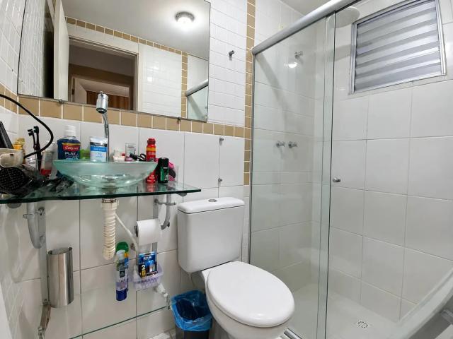 Apartamento para Venda em Lauro de Freitas/BA Caji 2 Quartos