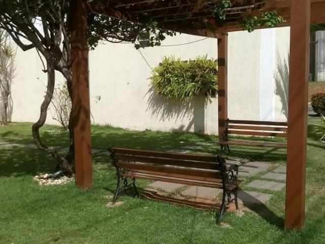 Apartamento para Venda em Lauro de Freitas/BA Caji 2 Quartos