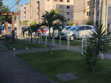 Apartamento para Venda em Lauro de Freitas/BA Caji 2 Quartos