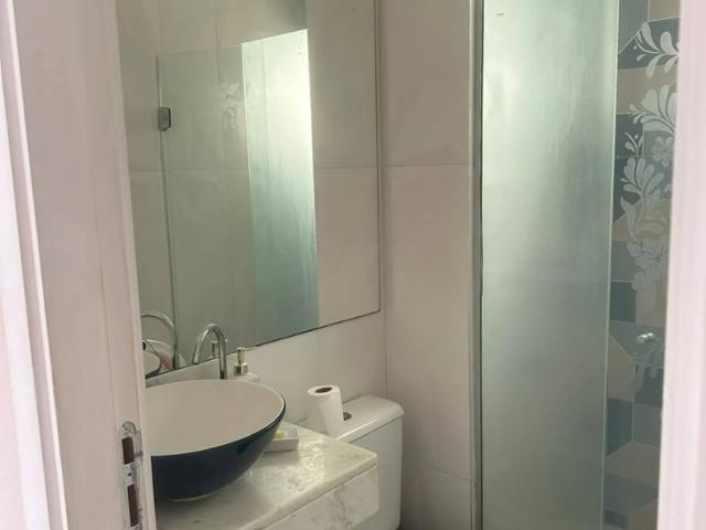 Apartamento para Venda em Lauro de Freitas/BA Caji 2 Quartos