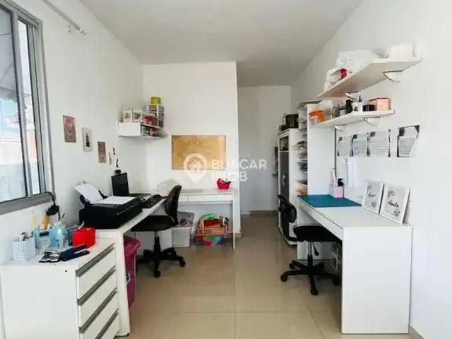 Apartamento para Venda em Lauro de Freitas/BA Caji 3 Quartos