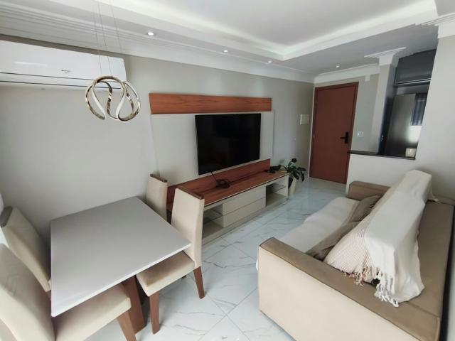 Apartamento para Venda em Lauro de Freitas/BA Centro 2 Quartos