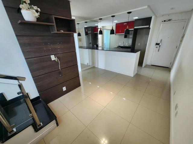 Apartamento para Venda em Lauro de Freitas/BA Centro 2 Quartos