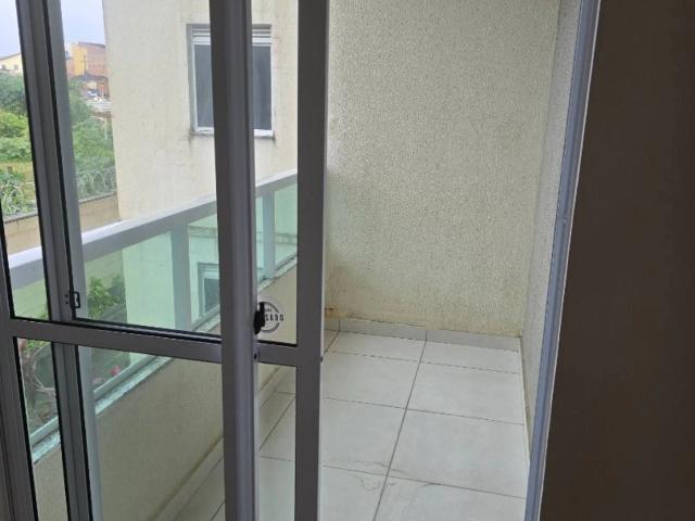 Apartamento para Venda em Lauro de Freitas/BA Centro 2 Quartos