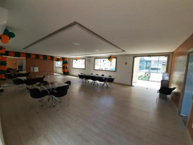 Apartamento para Venda em Lauro de Freitas/BA Centro 2 Quartos