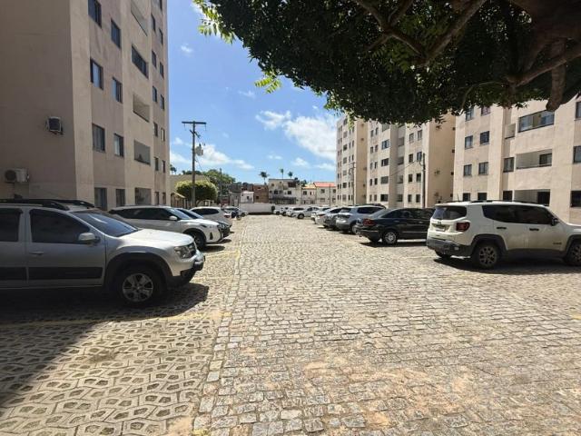 Apartamento para Venda em Lauro de Freitas/BA Centro 2 Quartos