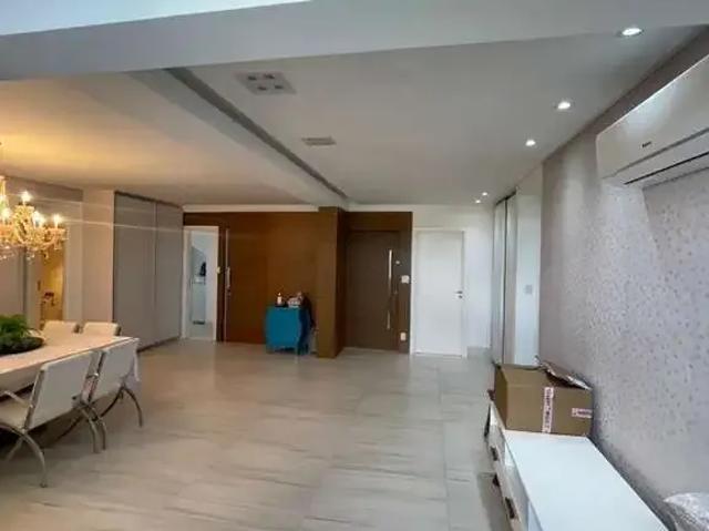 Apartamento para Venda em Lauro de Freitas/BA Centro 4 Quartos
