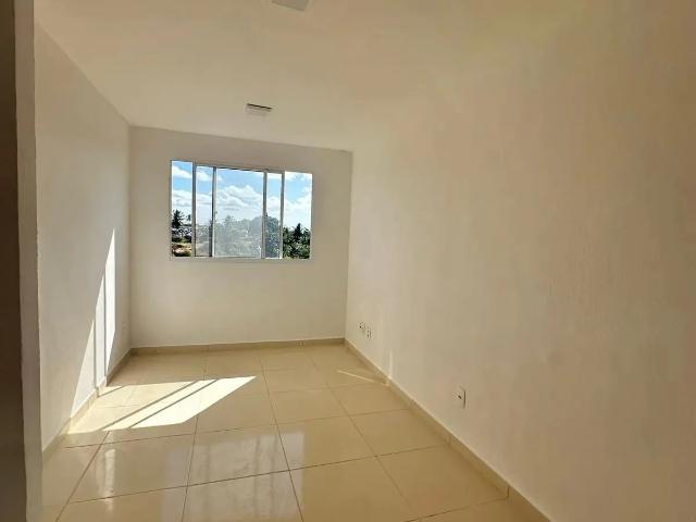 Apartamento para Venda em Lauro de Freitas/BA Jardim Castelao 2 Quartos