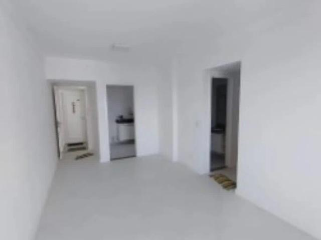 Apartamento para Venda em Lauro de Freitas/BA Pitangueiras 3 Quartos