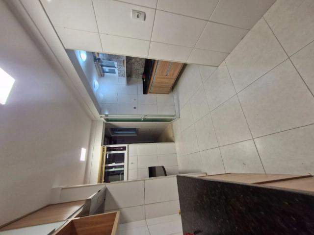 Apartamento para Venda em Lauro de Freitas/BA Pitangueiras 3 Quartos