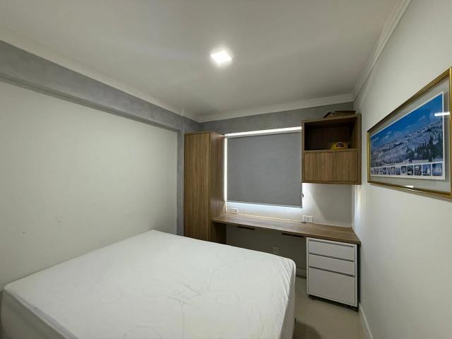 Apartamento para Venda em Lauro de Freitas/BA Pitangueiras 3 Quartos