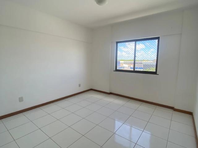 Apartamento para Venda em Lauro de Freitas/BA Pitangueiras 2 Quartos