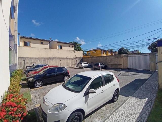 Apartamento para Venda em Lauro de Freitas/BA Pitangueiras 2 Quartos