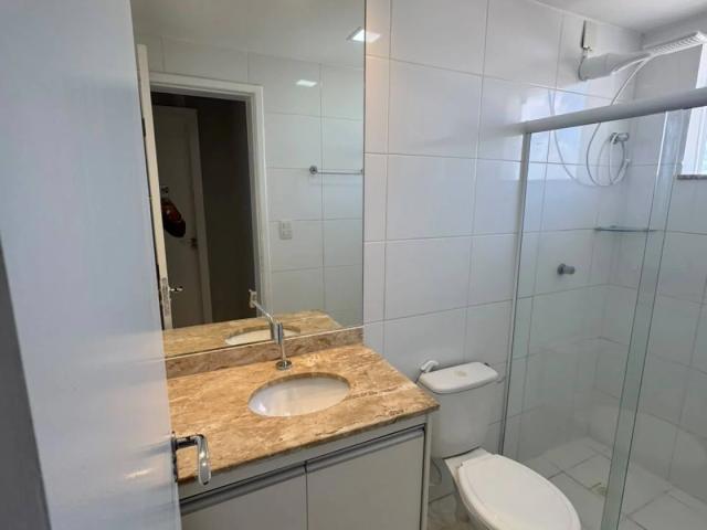 Apartamento para Venda em Lauro de Freitas/BA Pitangueiras 2 Quartos