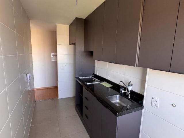Apartamento para Venda em Lauro de Freitas/BA Recreio Ipitanga 2 Quartos