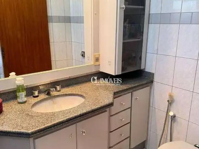 Apartamento para Venda em Londrina/PR Centro 3 Quartos