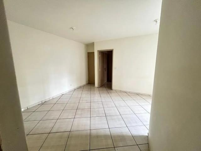 Apartamento para Venda em Londrina/PR Centro 3 Quartos