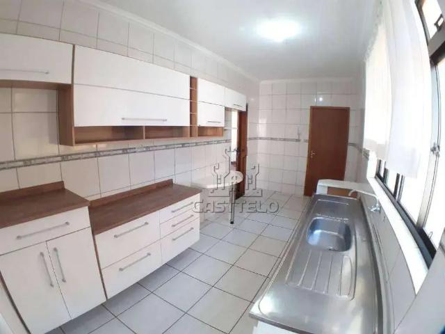 Apartamento para Venda em Londrina/PR Centro 3 Quartos