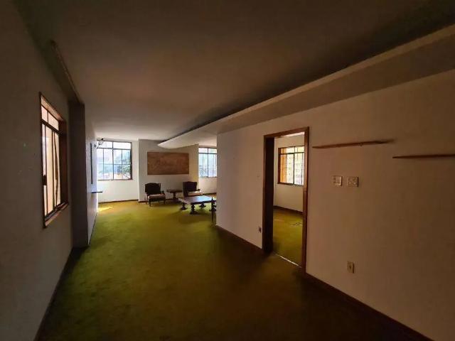 Apartamento para Venda em Londrina/PR Centro 4 Quartos
