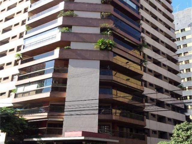 Apartamento para Venda em Londrina/PR Centro 5 Quartos