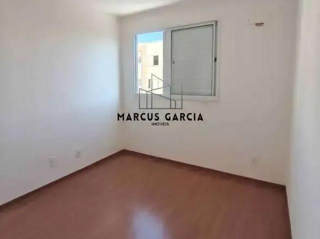 Apartamento para Venda em Londrina/PR Cidade Industrial 2 Quartos