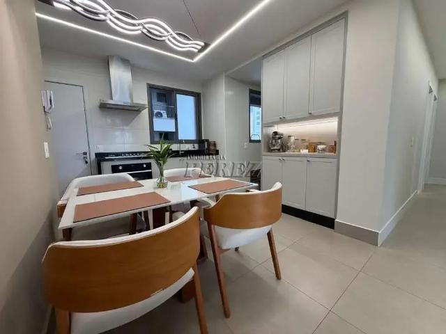 Apartamento para Venda em Londrina/PR Gleba Palhano 3 Quartos