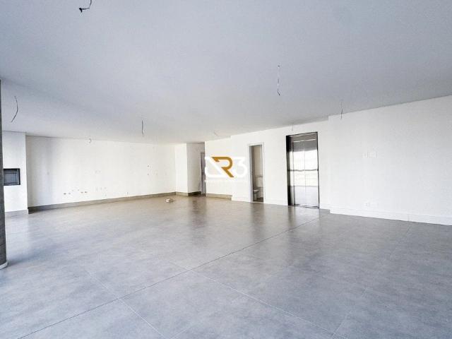 Apartamento para Venda em Londrina/PR Gleba Palhano 3 Quartos