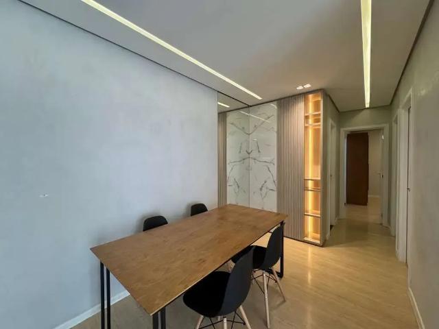 Apartamento para Venda em Londrina/PR Gleba Palhano 3 Quartos