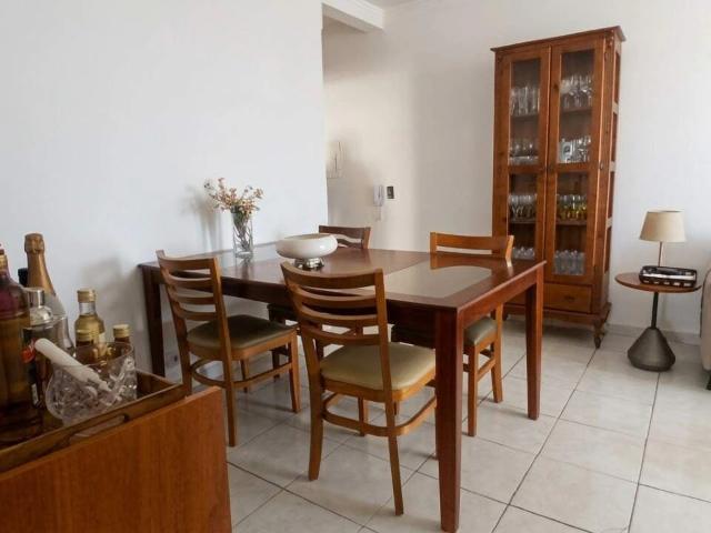 Apartamento para Venda em Londrina/PR Jardim Adriana II 3 Quartos