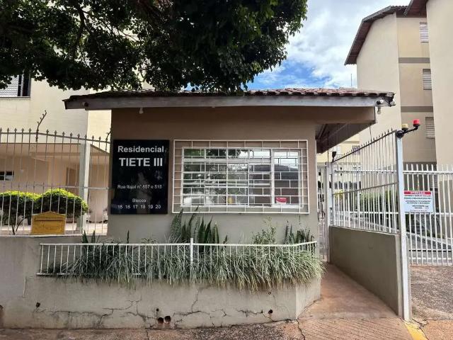 Apartamento para Venda em Londrina/PR Tietê 3 Quartos