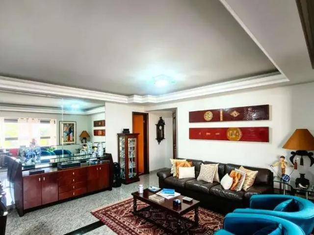 Apartamento para Venda em Londrina/PR Vitória 4 Quartos