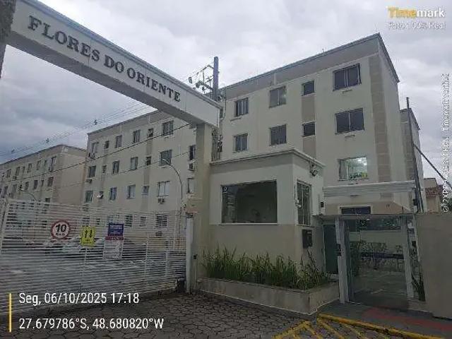 Apartamento para Venda em Palhoça/SC Aririu 2 Quartos