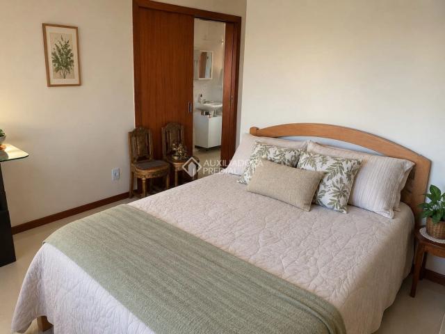 Apartamento para Venda em Palhoça/SC Barra do Aririú 2 Quartos