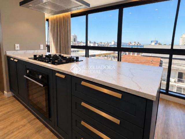 Apartamento para Venda em Palhoça/SC Centro 3 Quartos